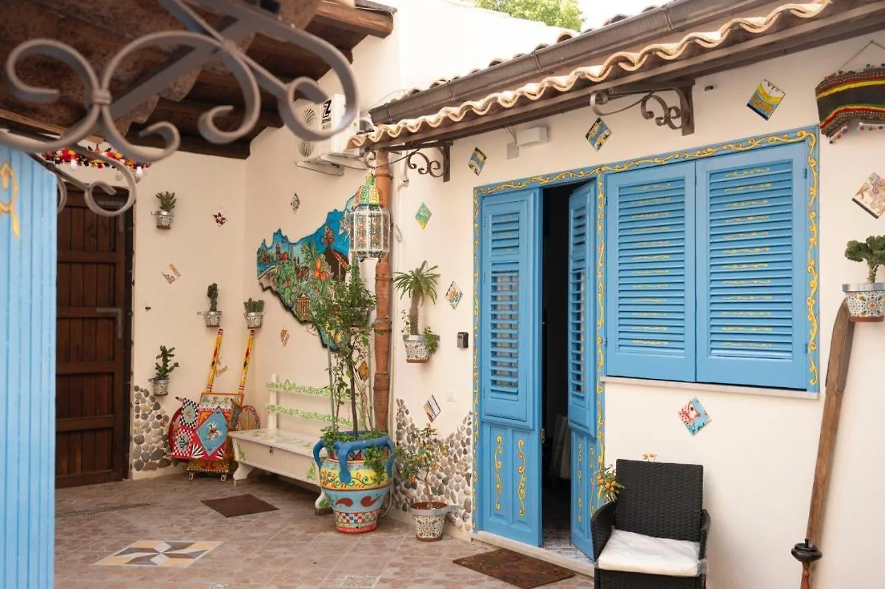 דירות פלרמו Cortile Siciliano