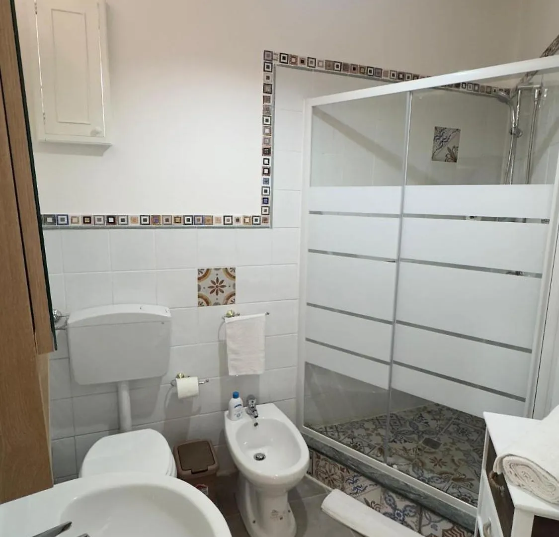 דירות פלרמו Cortile Siciliano איטליה
